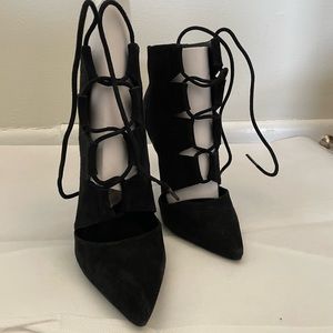 Aldo Eraede Black Suede Lace Up Shoe Size 6.5